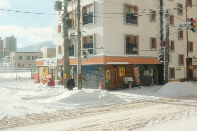 Choosing the Right Surfboard for Beginners